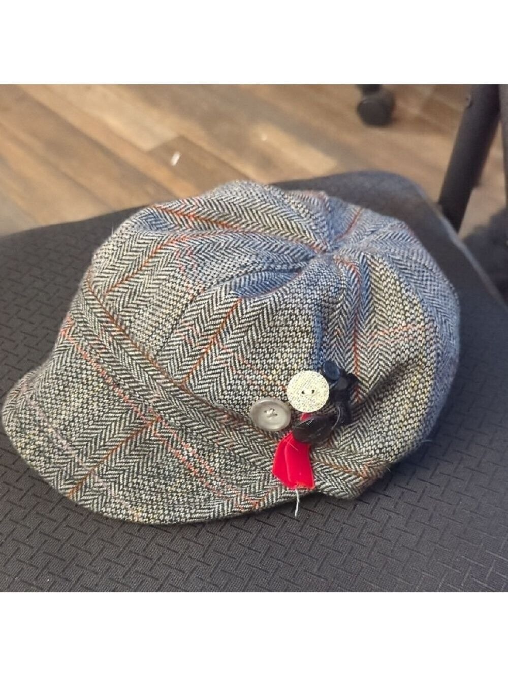 Stylish Gray Herringbone Cap